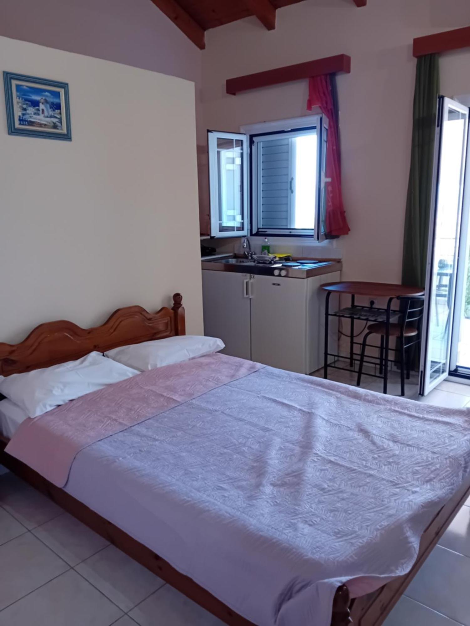 Valta'S Room 2 Palairos Экстерьер фото